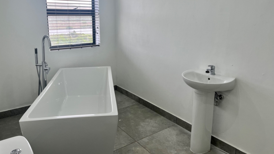 3 Bedroom Property for Sale in Hartenbos Heuwels Western Cape